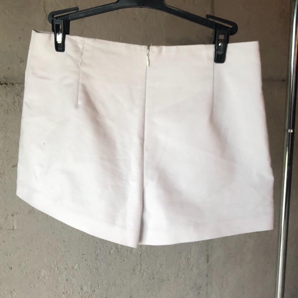 Asymmetrical skort